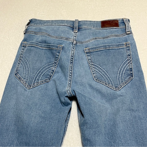 Hollister Women High-Rise Flare Hollister Soft Stretch Light Wash Size 4R (W-27) - Picture 5 of 15